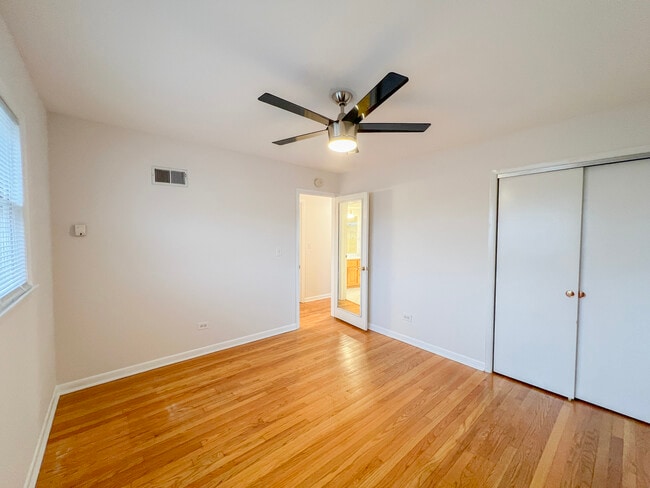 Building Photo - 4716 Thatcher Ave