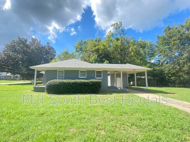 Building Photo - 1882 Driftwood Ave