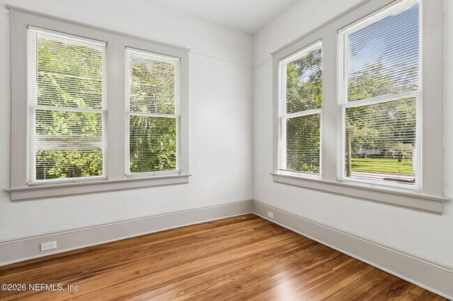 Building Photo - 2747 Forbes St