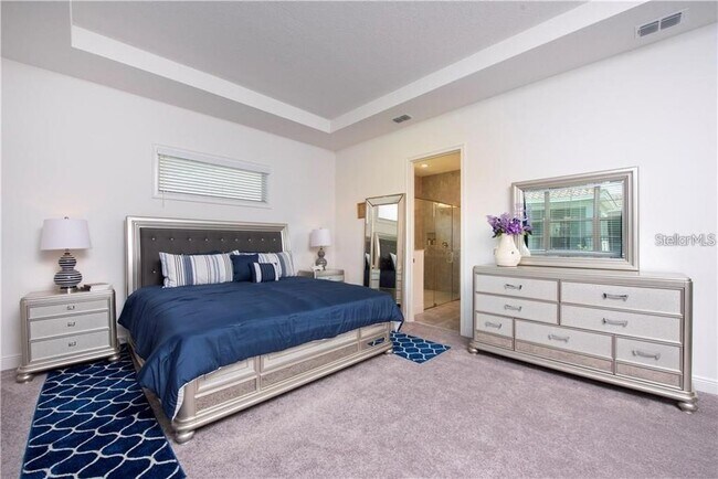 Building Photo - 13092 Stanthorne Ave