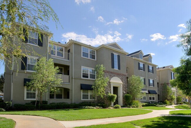 Building Photo - Bridgeport Coast