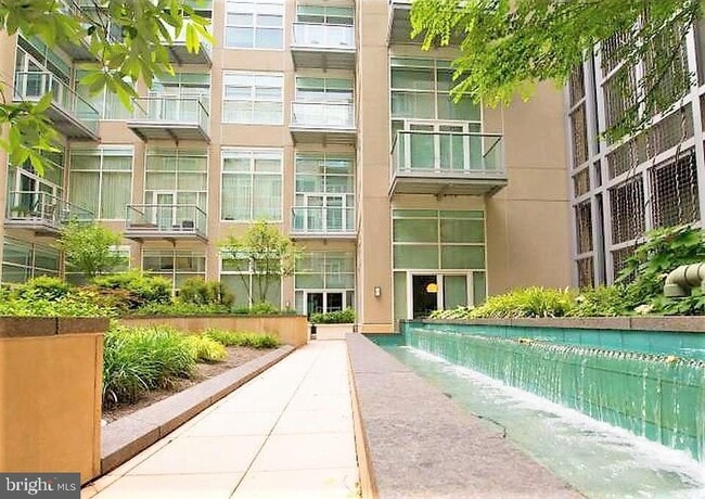 Building Photo - 23 S 23rd St