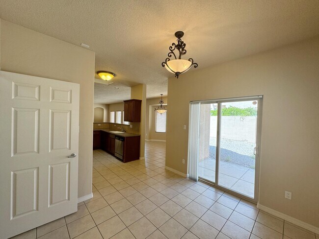 Building Photo - 4319 Summer Hill Ln NW