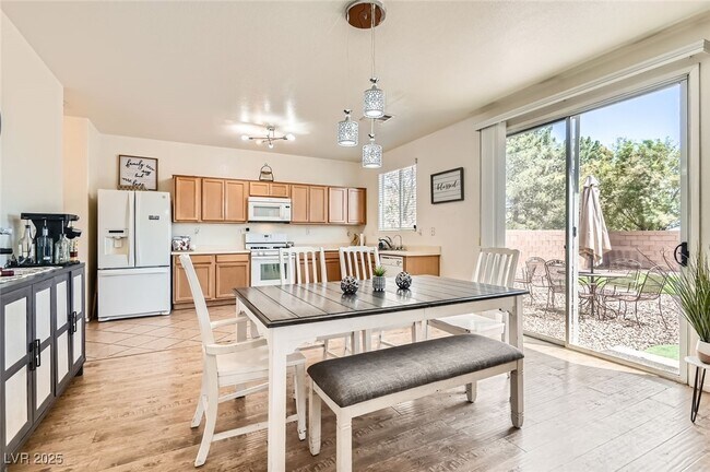 Building Photo - 8252 S Pearl Oasis Ct