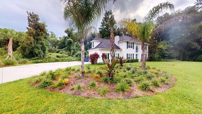 Building Photo - 1142 Westwood Dr