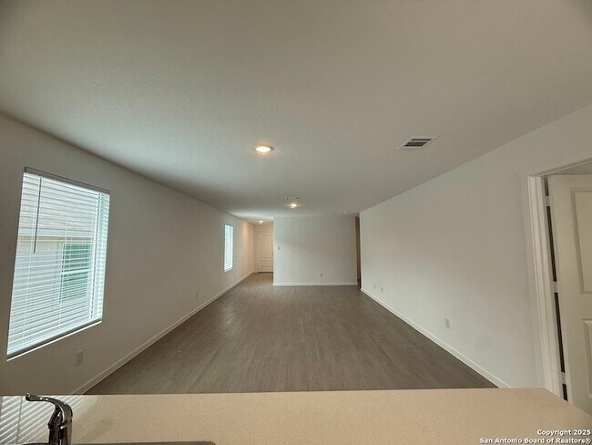 Building Photo - 227 Ottawa Way