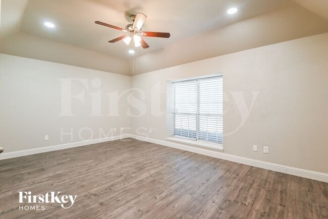 Building Photo - 804 Courson Dr