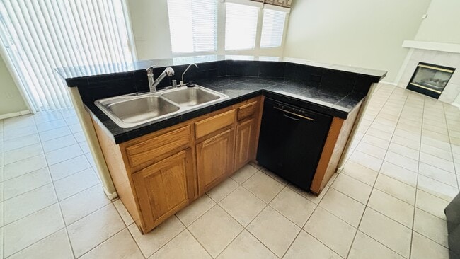 Building Photo - 2316 Tedesca Dr