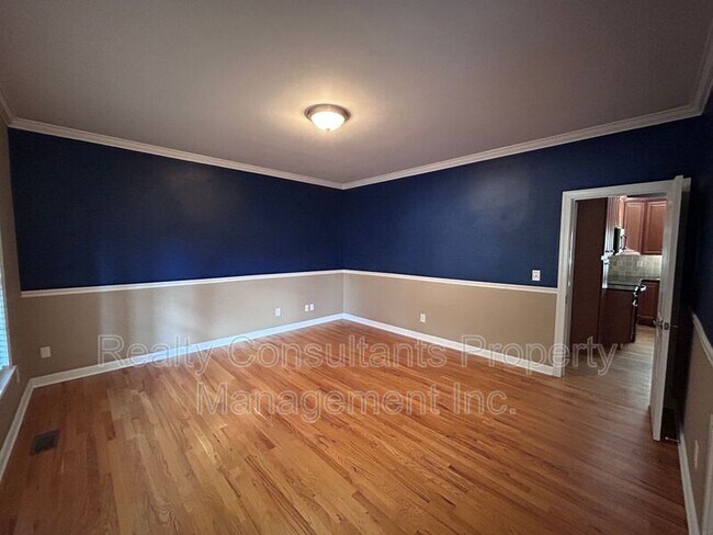 Building Photo - 4540 Pebble Lake Dr