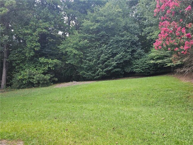 Building Photo - 2527 Waterstone Way