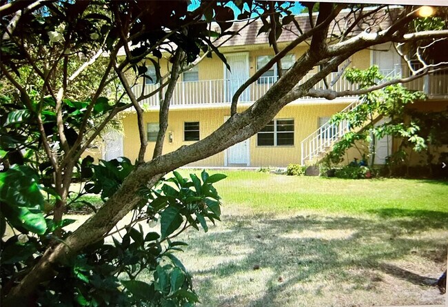 Building Photo - 5150 NE 6th Ave