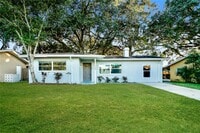 Building Photo - 1429 Spring Ln