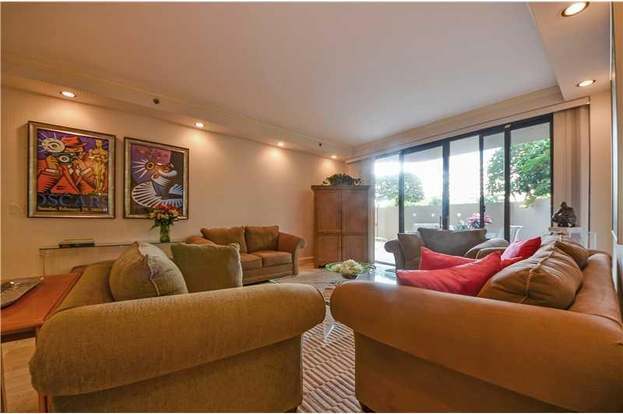 Building Photo - 251 Crandon Blvd