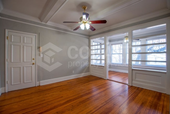 Building Photo - 729 Bonaventure Ave NE