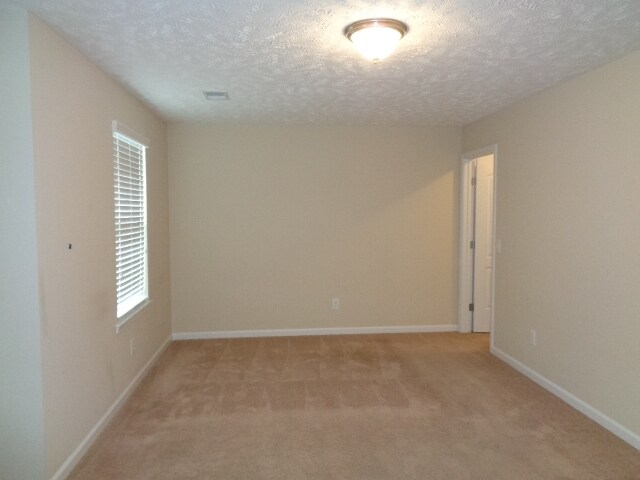 Building Photo - 1006 Middleton Ln