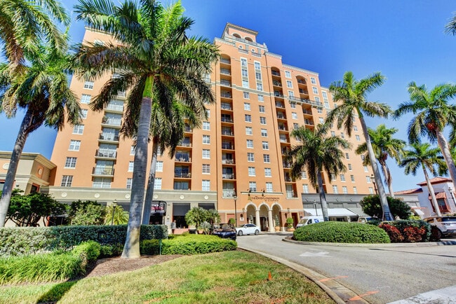 651 Okeechobee Blvd - West Palm Beach, FL | Apartment Finder