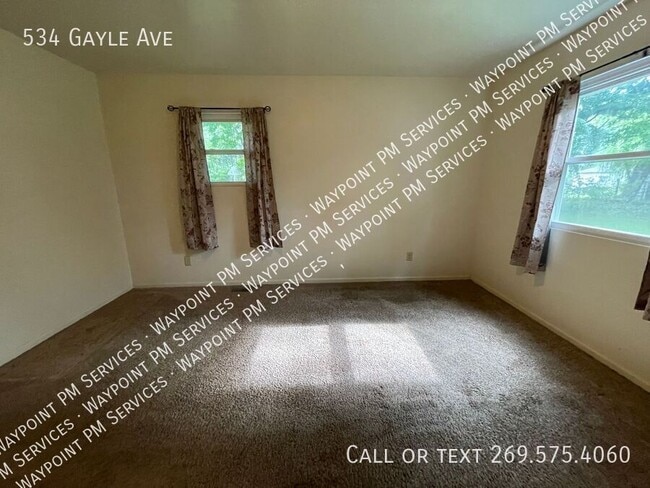 Building Photo - 534 Gayle Ave