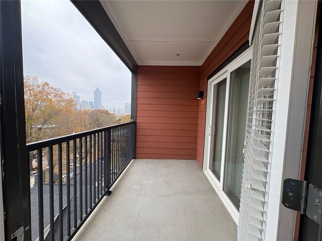 Building Photo - 525 Parkway Dr