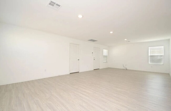 Building Photo - 13424 Homestead Wy
