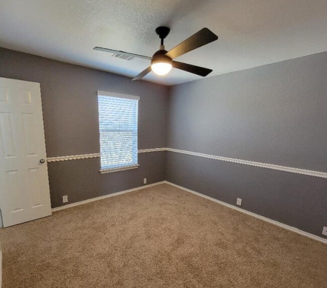 Building Photo - Modern 3-Bedroom Home with Great Amenities in San Antonio