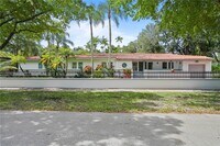 Building Photo - 1436 Mantua Ave