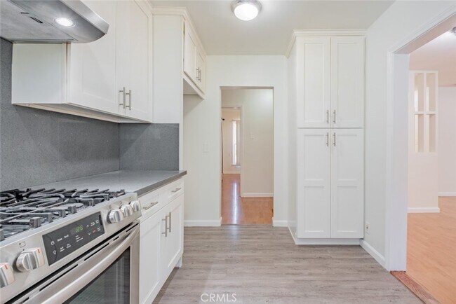 Building Photo - 16908 Los Alimos St