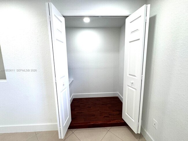 Building Photo - 5655 NW 109th Ave