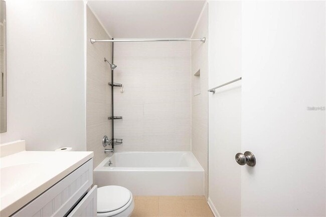 Building Photo - 710 St Matthew Cir