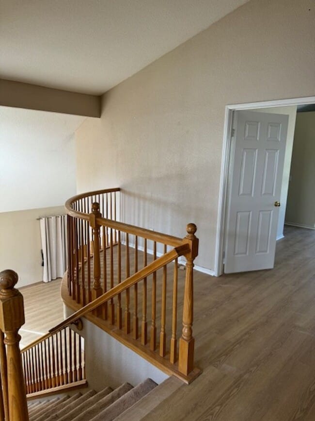 Building Photo - Beautiful 3 Bedroom 2.5 Bath Home!!