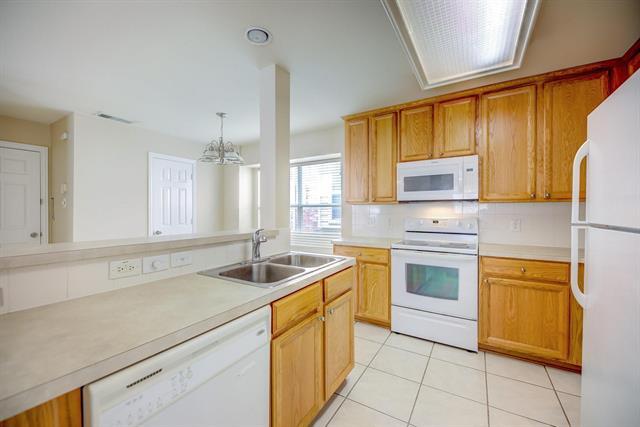Building Photo - 3937 Granby Ln