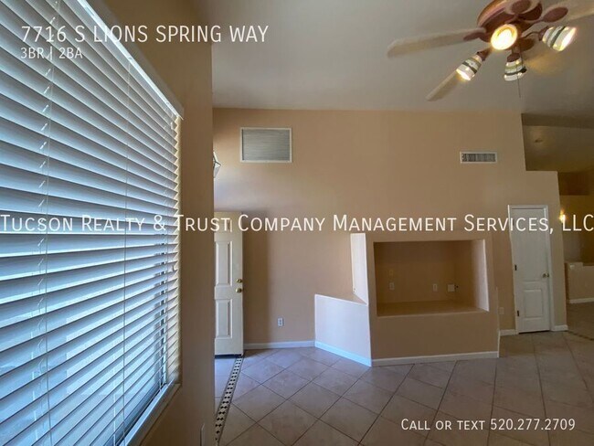 Building Photo - 7716 S Lions Spring Way