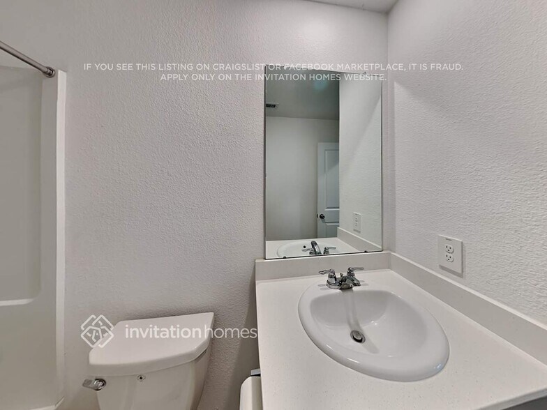 Building Photo - 18807 Charter Elm Dr