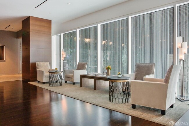 Building Photo - 301 Mission St