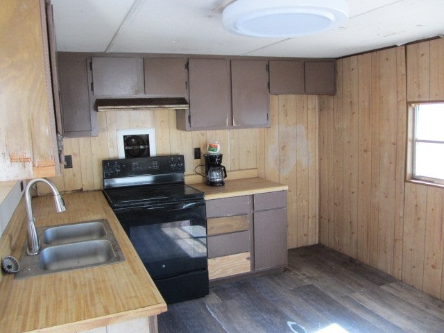 Building Photo - 1306 Avenue E