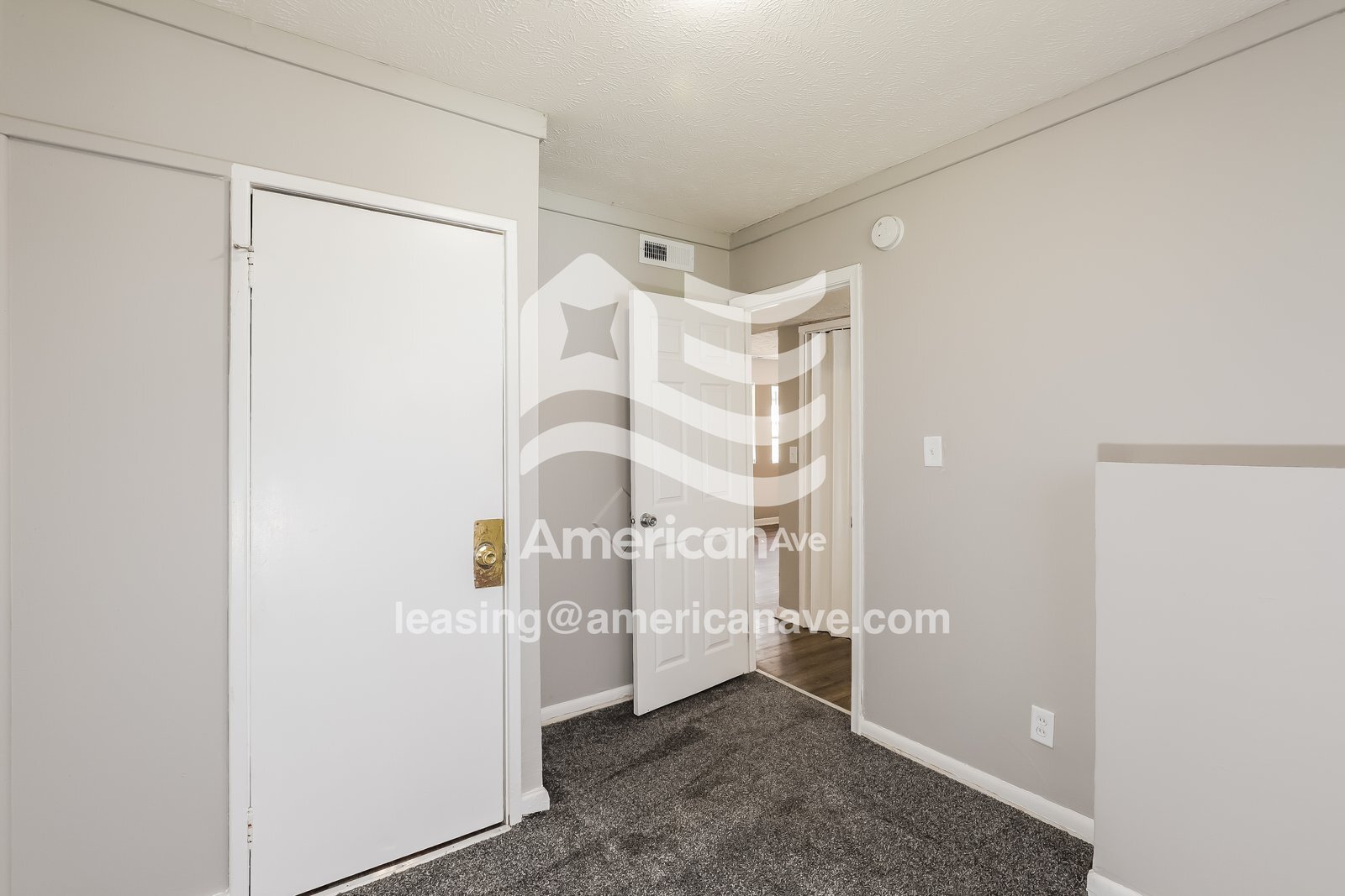 Building Photo - 2250 N 39th St