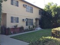 Building Photo - 5005 Whitsett Ave