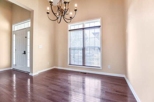Building Photo - 3886 Stella Dr