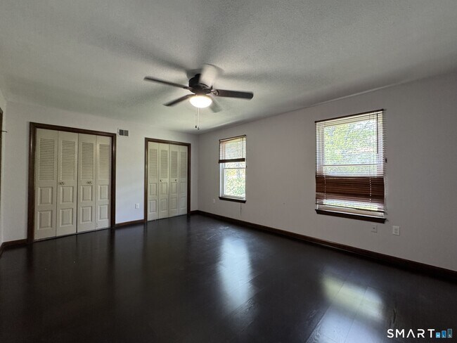 Building Photo - 223 Brittany Farms Rd