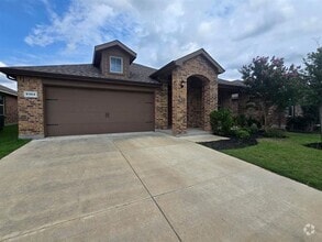Building Photo - 9104 Herringbone Dr