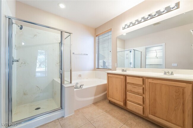 Building Photo - 1256 Sonatina Dr