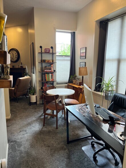 Dining / Office - 1114 Bidwell St