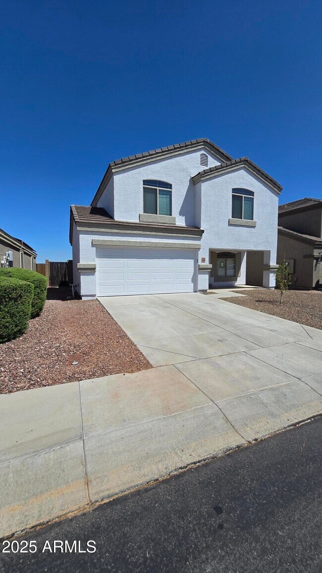 Building Photo - 23451 N El Frio Ct