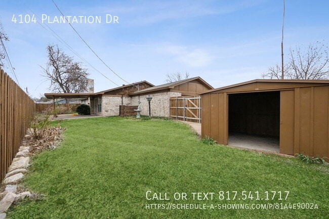 Building Photo - 4104 Plantation Dr