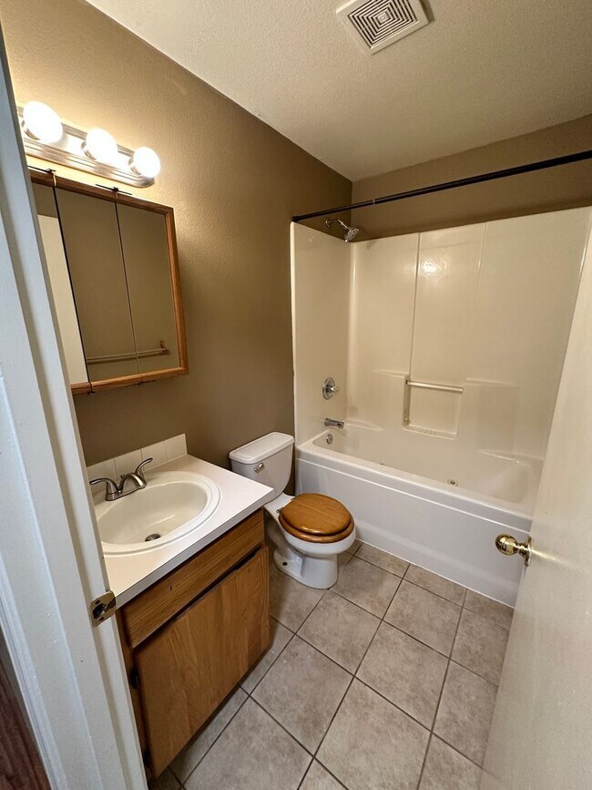 Building Photo - 10398 - Lydia Court Duplex