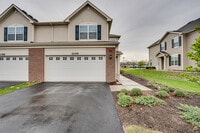 Building Photo - 1144 Hawk Hollow Dr