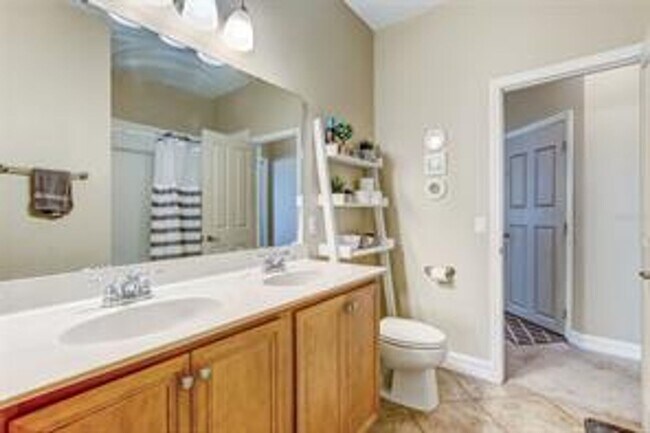 Building Photo - 3 Bedroom 2 Bath with a flex space in Stevens Plantation