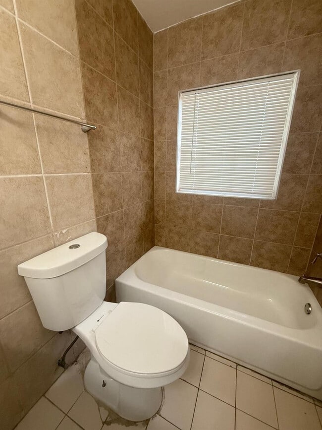 Building Photo - 7903 SW 9th St