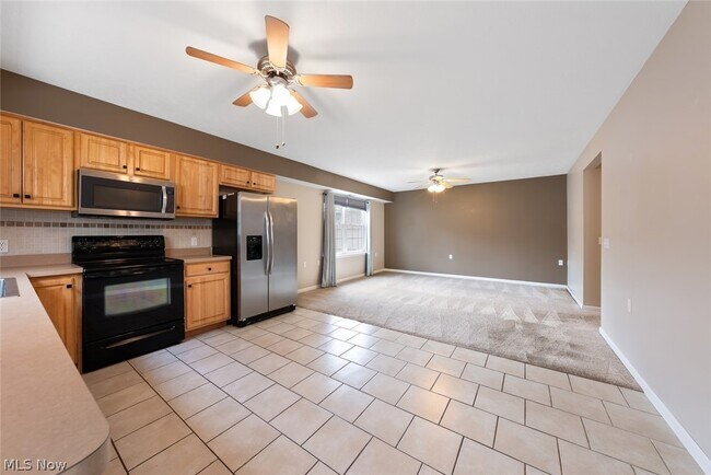 Building Photo - 11531 Riverview Ct