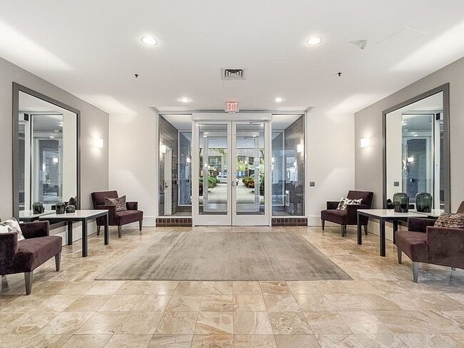 Building Photo - "Spacious 2-Bed Retreat with Granite Touches & Pool Access in Cambridge's Heart!"