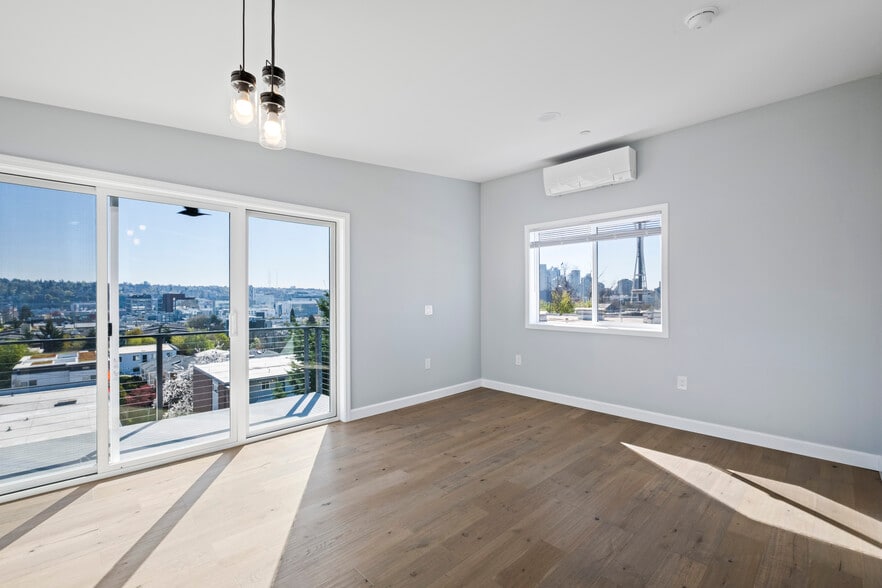 Building Photo - 812 2nd Ave N